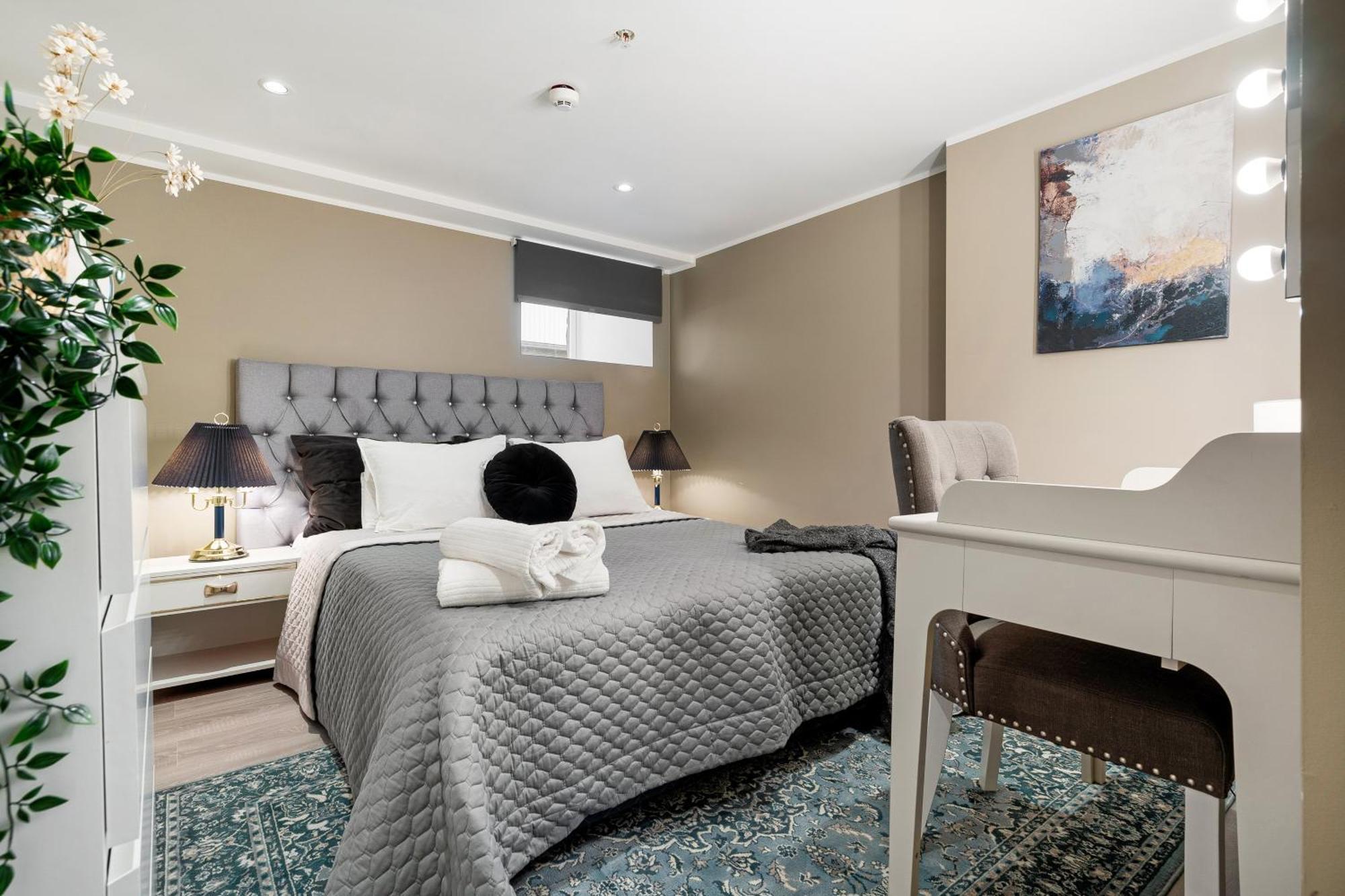 Solsiden Modern Stay: King Beds, Private Entry Trondheim Luaran gambar