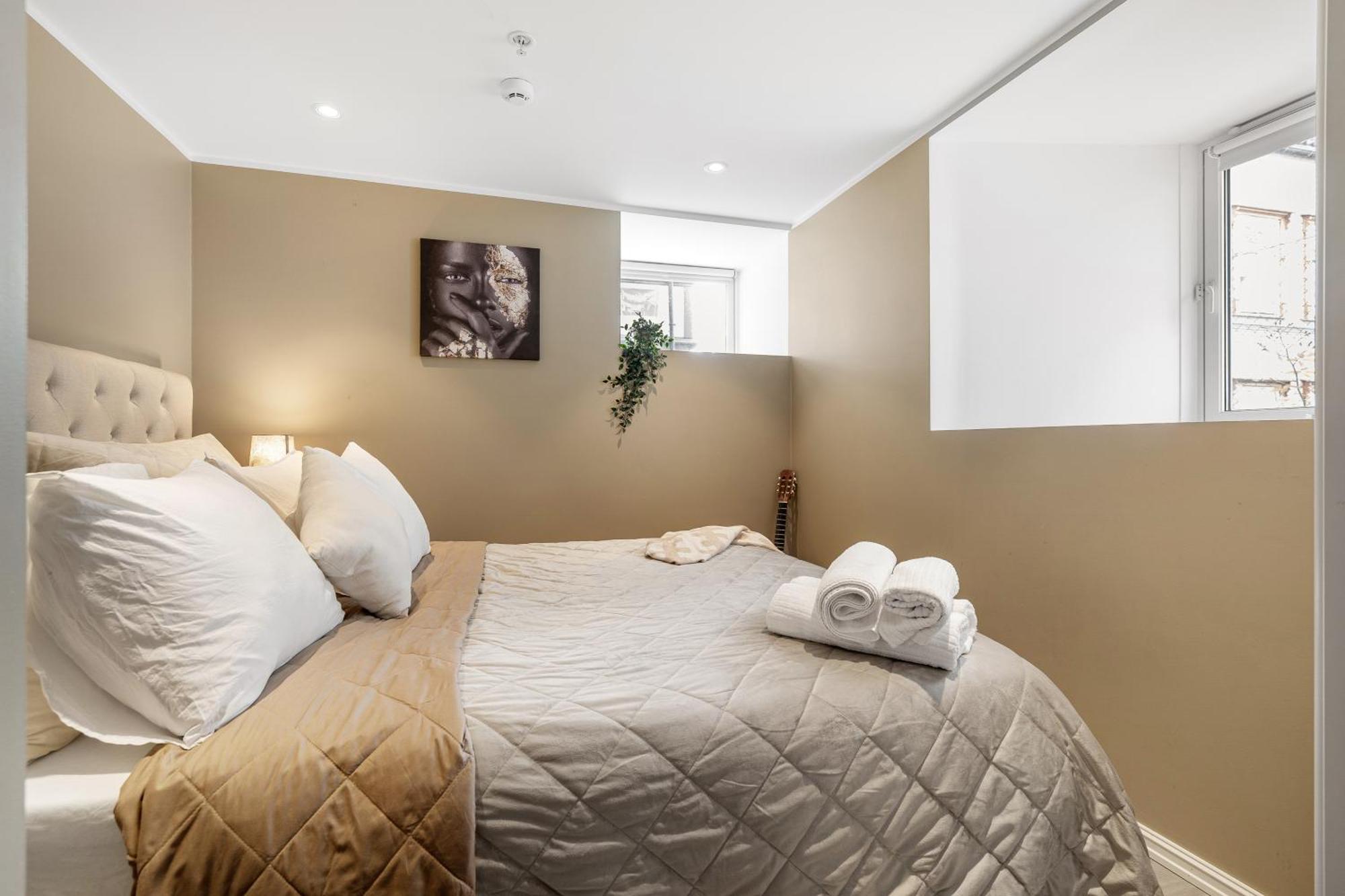 Solsiden Modern Stay: King Beds, Private Entry Trondheim Luaran gambar